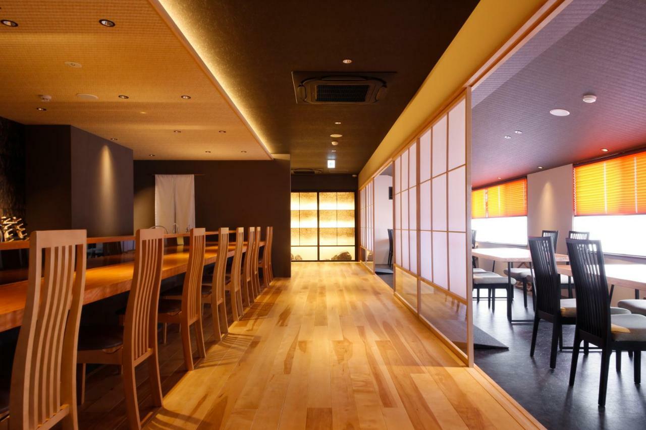 Hokuriku Yamashiro Onsen Hotel Kikyou Kaga  Bagian luar foto
